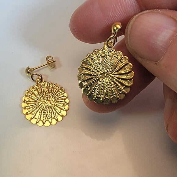 Vintage Earrings 80s Gold Tone Textured Disc Studs Bold Statement Jewelry - Picture 4 of 10